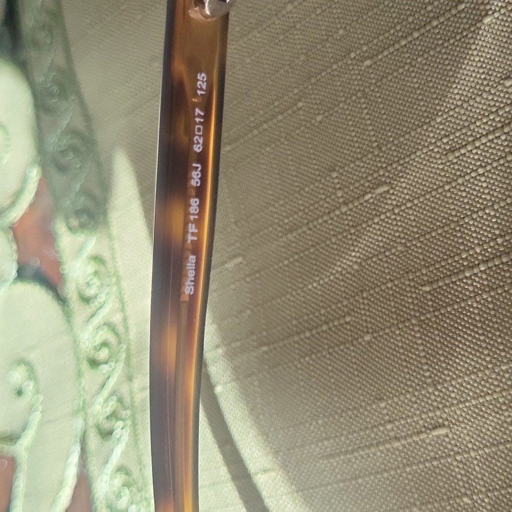 Tom Ford Sunglasses - Picture 6 of 6